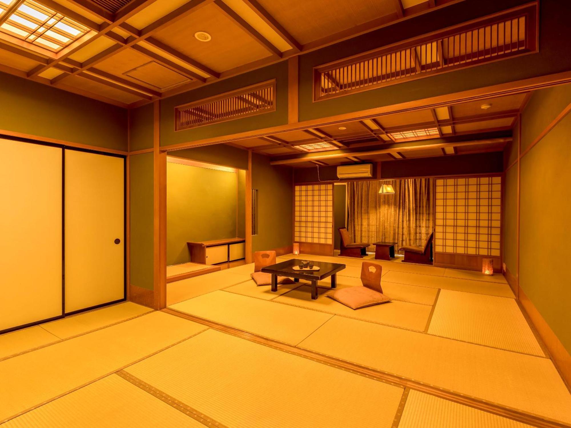 Ooedo Onsen Monogatari Premium Yoshinoya Irokuen 3* Kaga (Ishikawa)