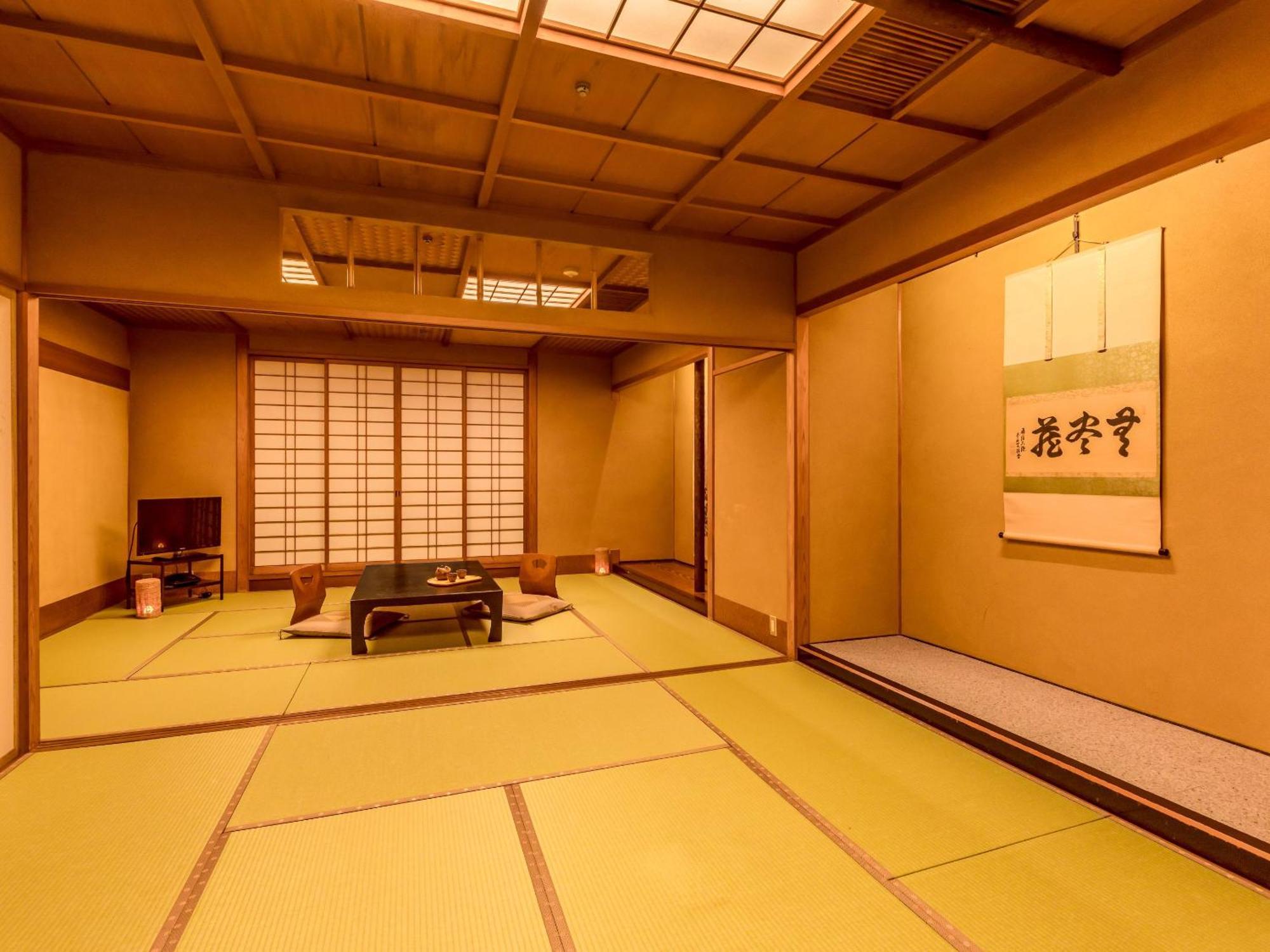 Ooedo Onsen Monogatari Premium Yoshinoya Irokuen 3* 加贺