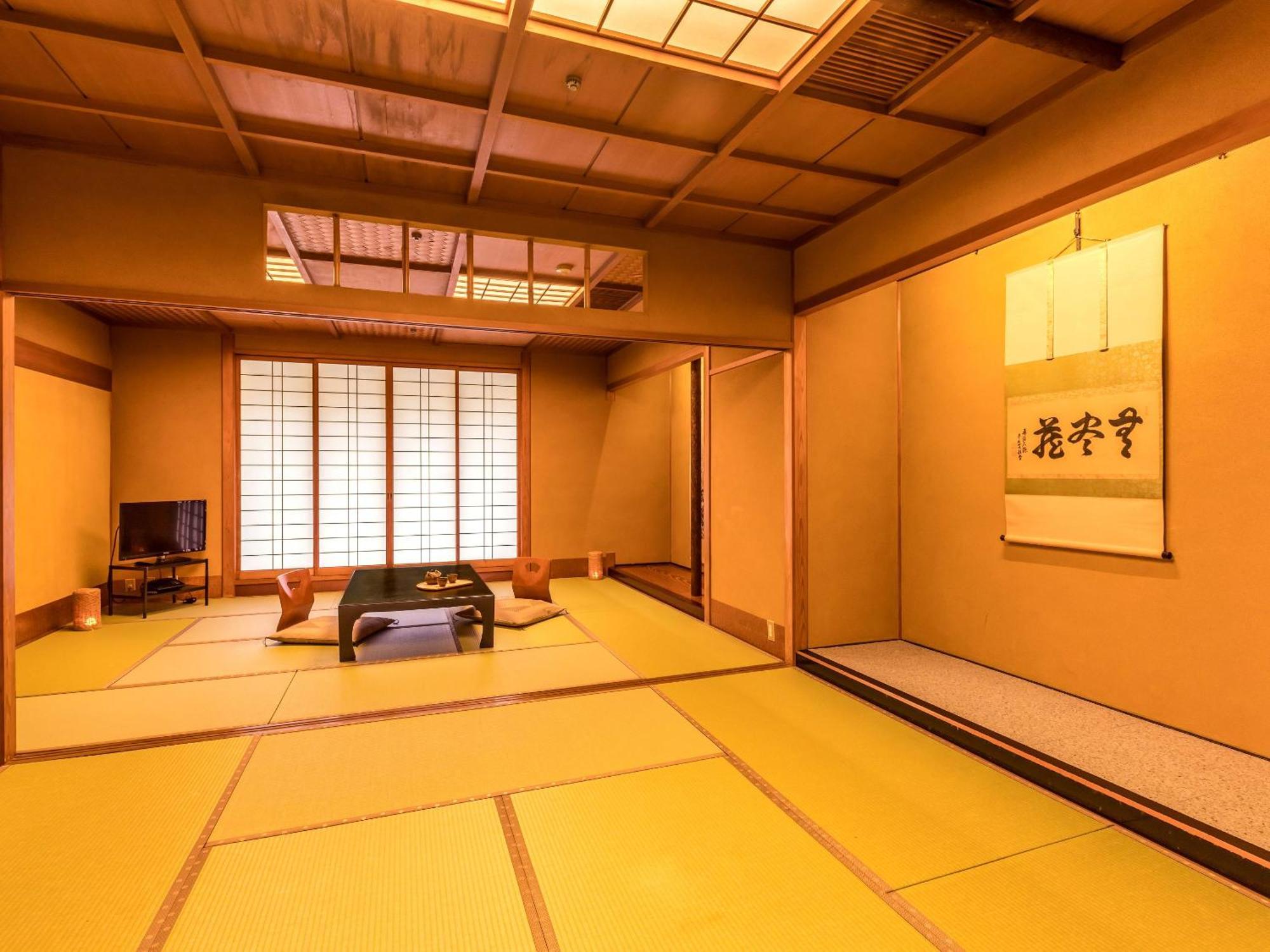 Ooedo Onsen Monogatari Premium Yoshinoya Irokuen 3* 加贺