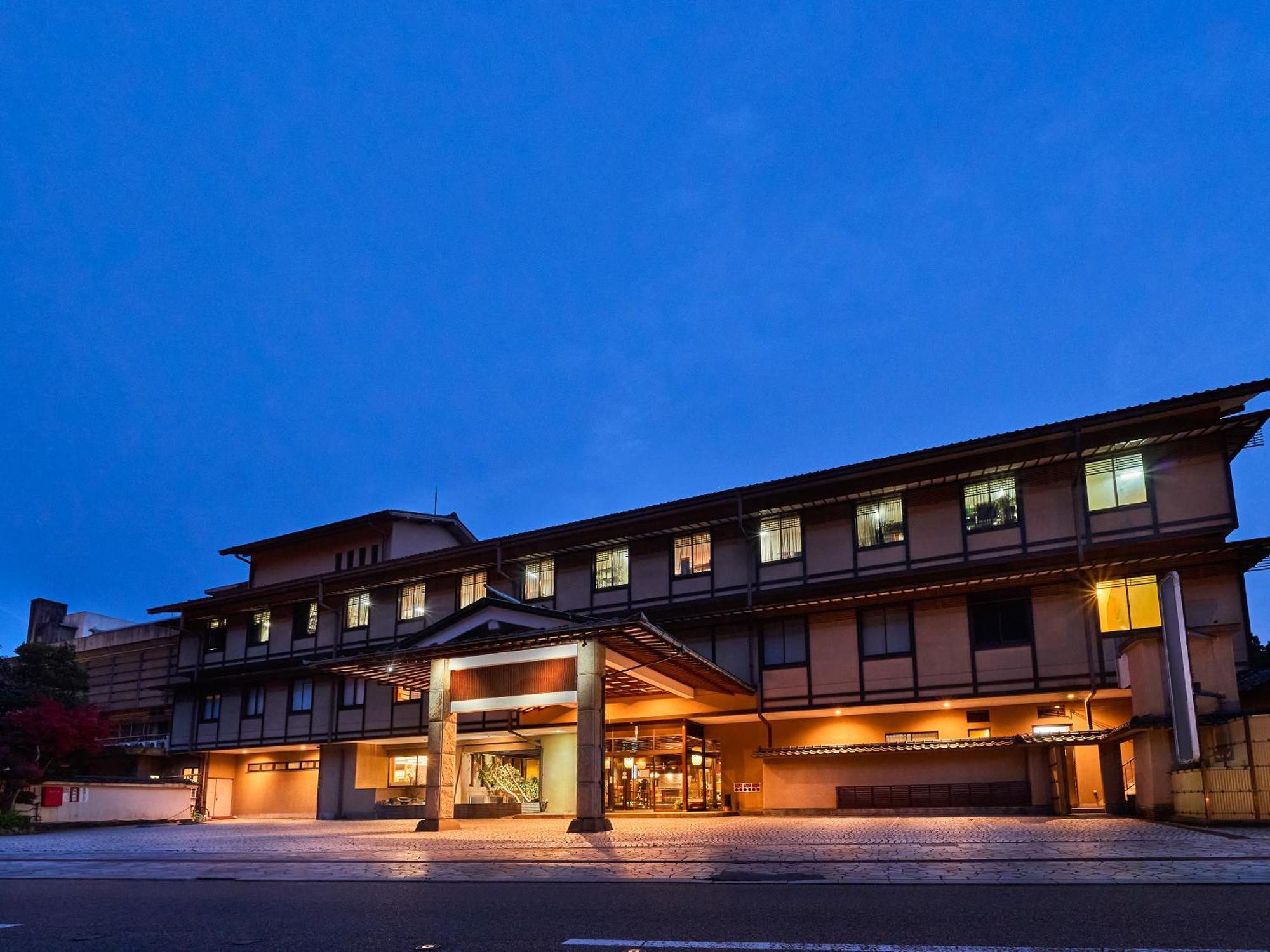 Ooedo Onsen Monogatari Premium Yoshinoya Irokuen 3*