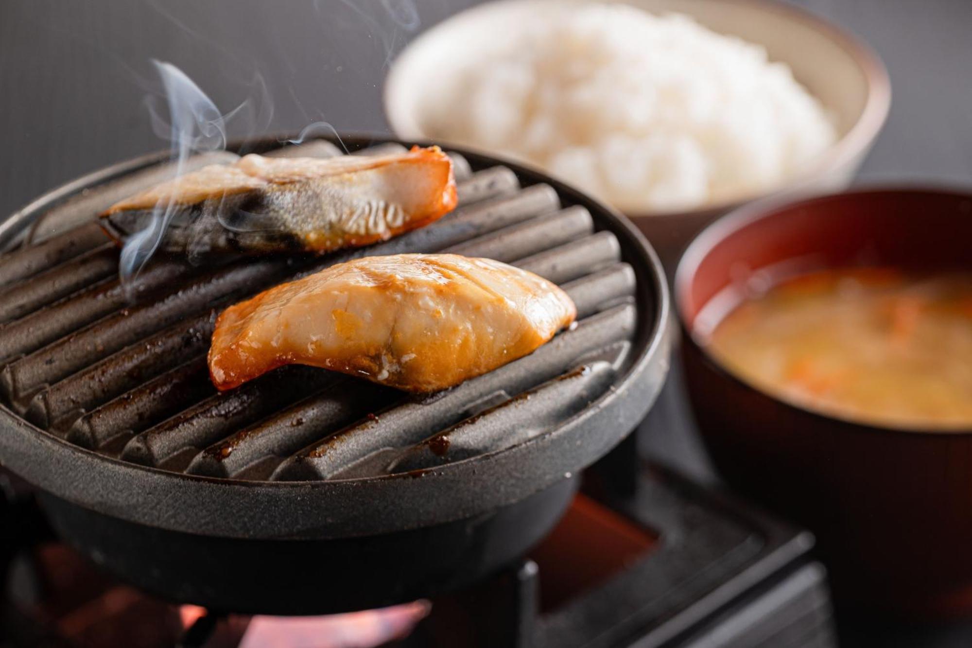 Ooedo Onsen Monogatari Premium Yoshinoya Irokuen 加贺